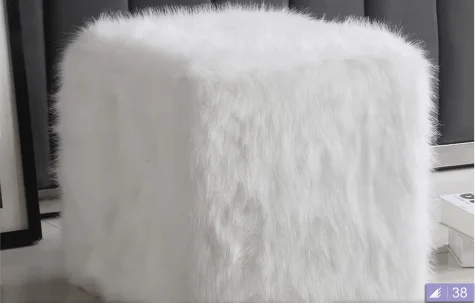 Puff Kenard Puffs com pelo